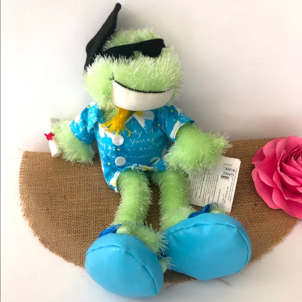 The GRAD FROG FOR THE LITTLE ONES DAY IN BEACH ATTIRE